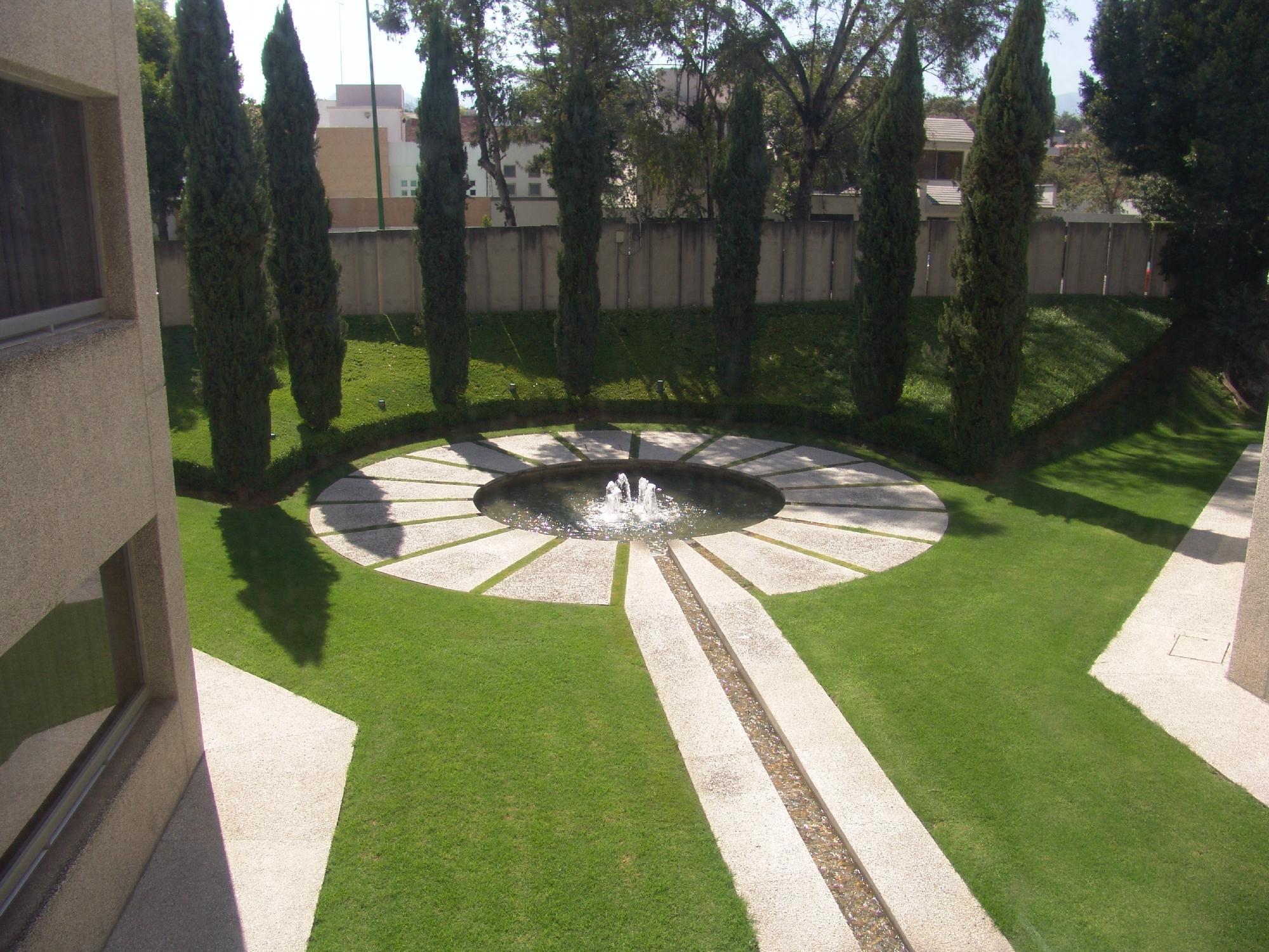 Hotel Royal Pedregal Meksyk Zewnętrze zdjęcie Fountain at the center of the campus