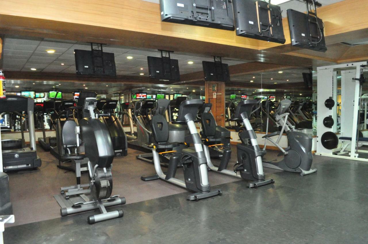 Hotel Royal Pedregal Meksyk Zewnętrze zdjęcie A row of ellipticals